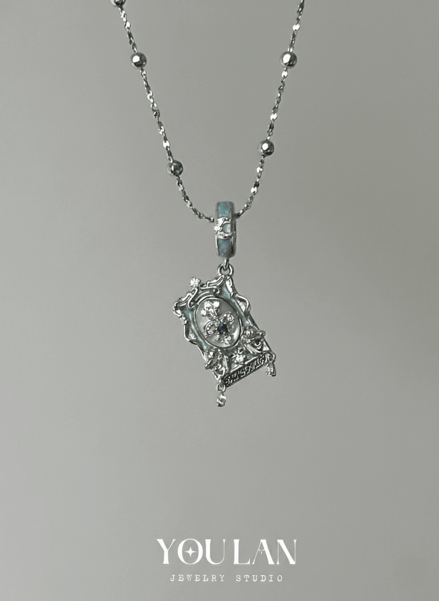 Starlight Minimal Silver Chain